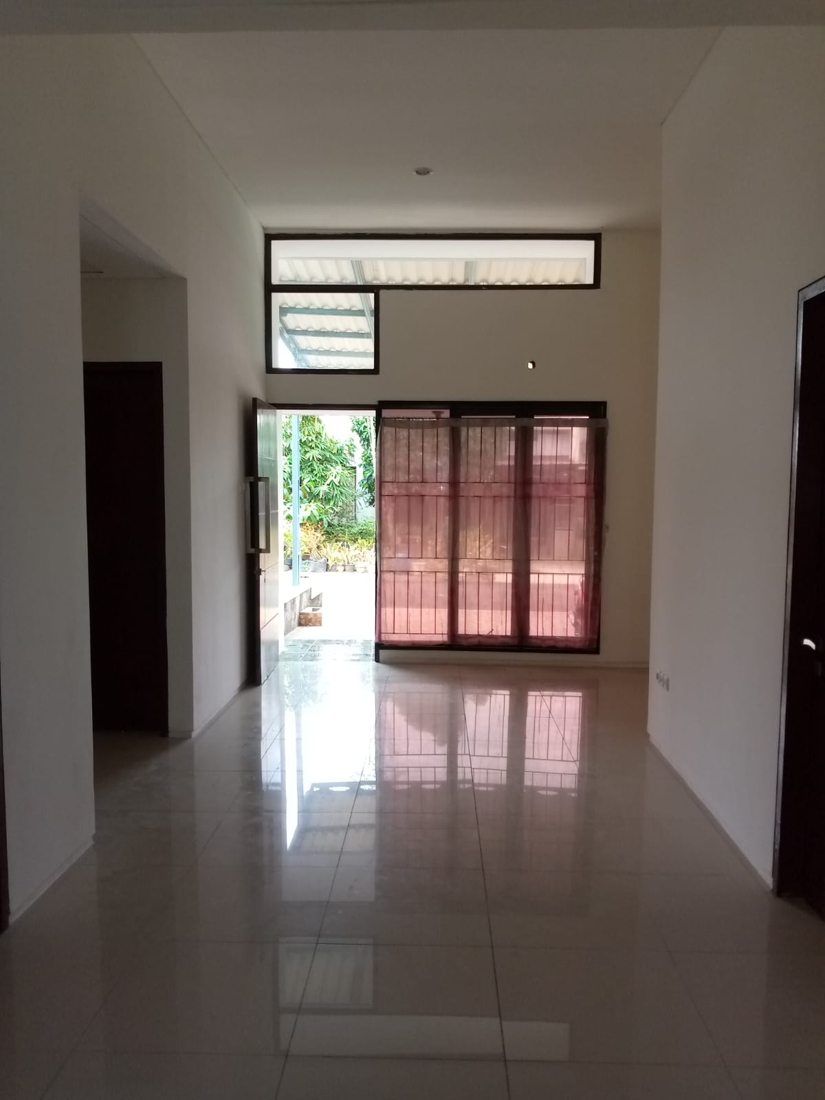 Rumah Dijual Siap Huni di Cluster Elysium Lippo Cikarang